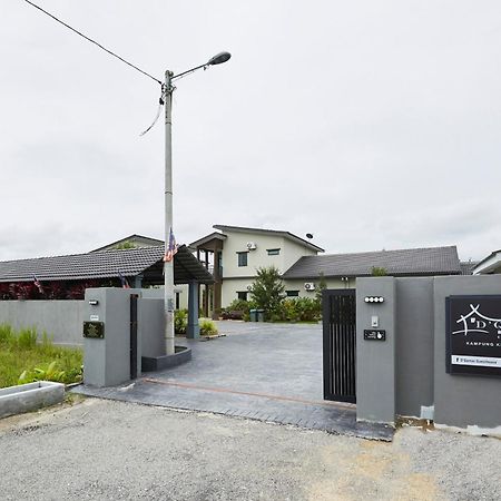 D' Qamar Guesthouse Kuantan Exterior photo