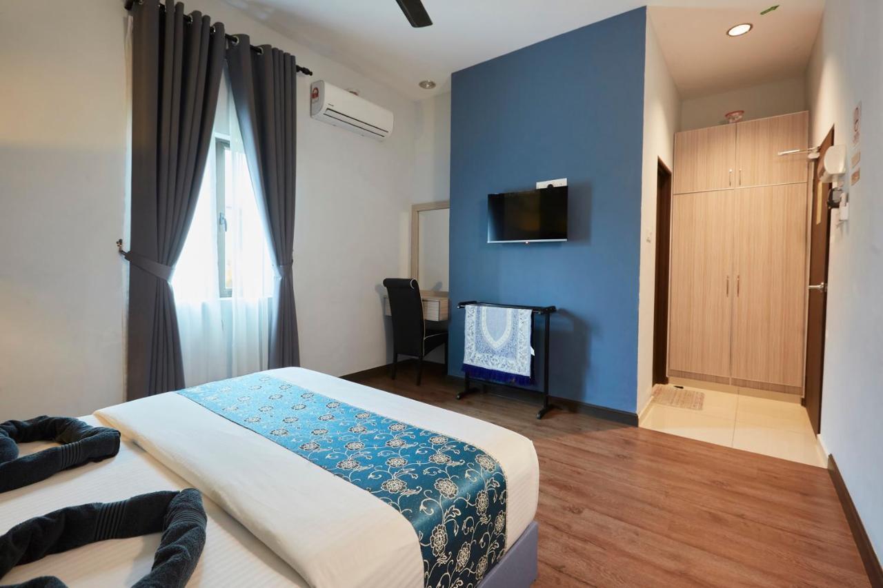 D' Qamar Guesthouse Kuantan Exterior photo